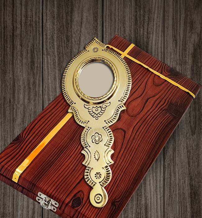 Aranmula Kannadi (1.5 inch) Handheld Ashtamangalya Kannadi | 100% Authentic Aranmula Kannadi | Direct from Traditional Artisans| Authentic Vishu Kani Mirror